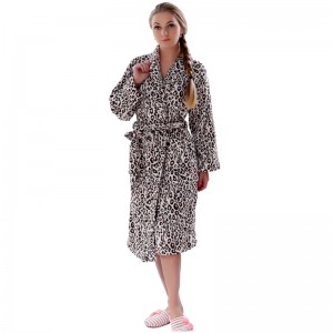 Aikuisten Leopard Robe -naisten painetut pyjamat